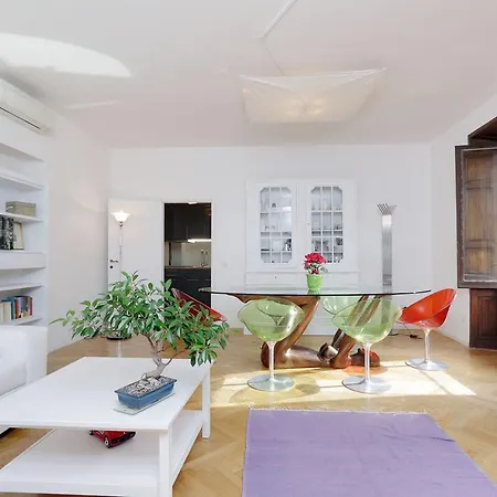Apartment Condotti Charme - My Extra *
